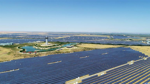 نیروگاه خورشیدی عجیب در چین+تصاویر